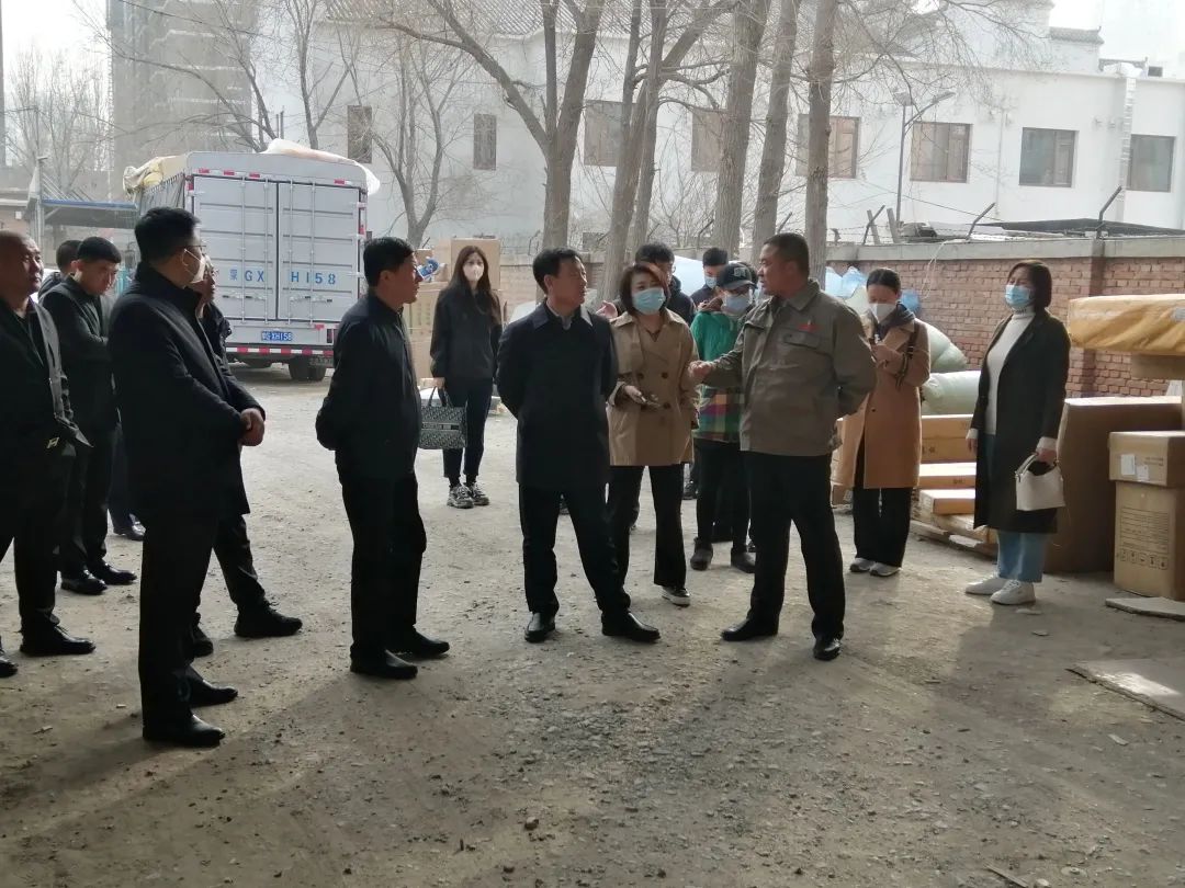 科爾沁區政協主席齊志軍一行領導到國強物流公司調研指導工作